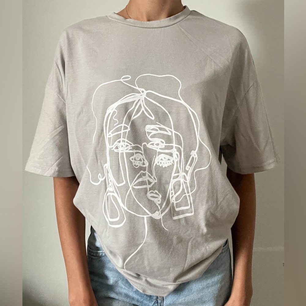 🔥Figure graphic drop shoulder tee. Oversized printed t-shirt